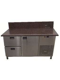 Холодильний стіл з бортом 1400х700х850 (1 двері+2 ящика) гранітна стільниця